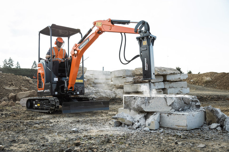 Five Doosan DX17Z Mini-Excavators Part of Aid for Ukraine